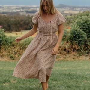 Neuflora Lafayette Dress in Rose Floral